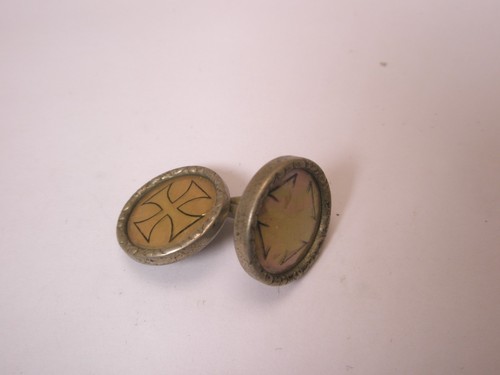 Maltese cross single vintage - single,